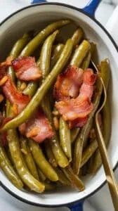 Crockpot Garlic Smoked Bacon Green Beans