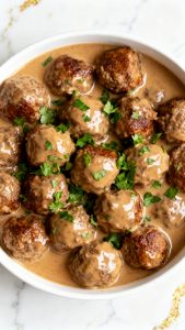 Crockpot Swedish Meatballs in Rich Gravy
