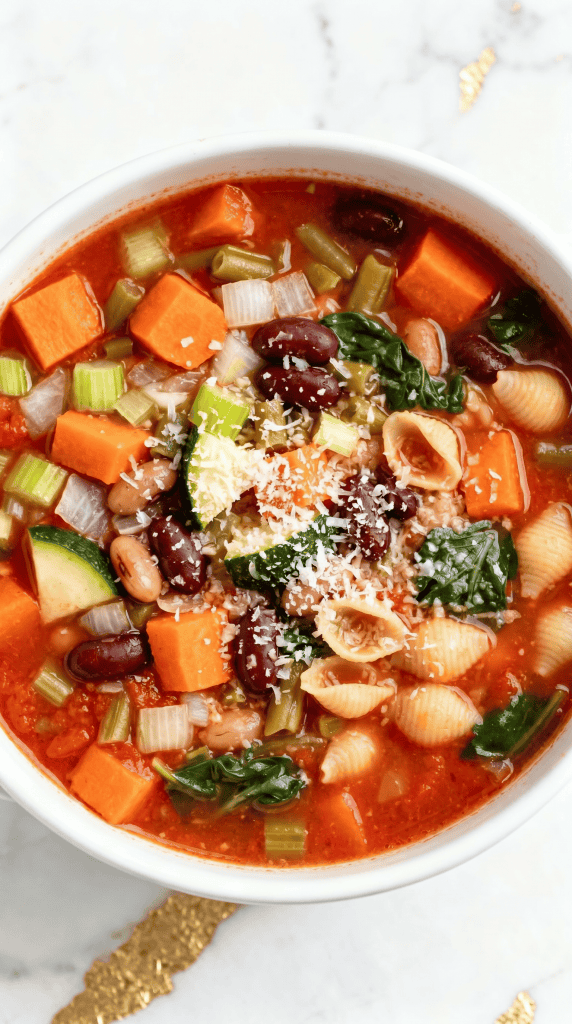 Slow Cooker Olive Garden Minestrone Soup