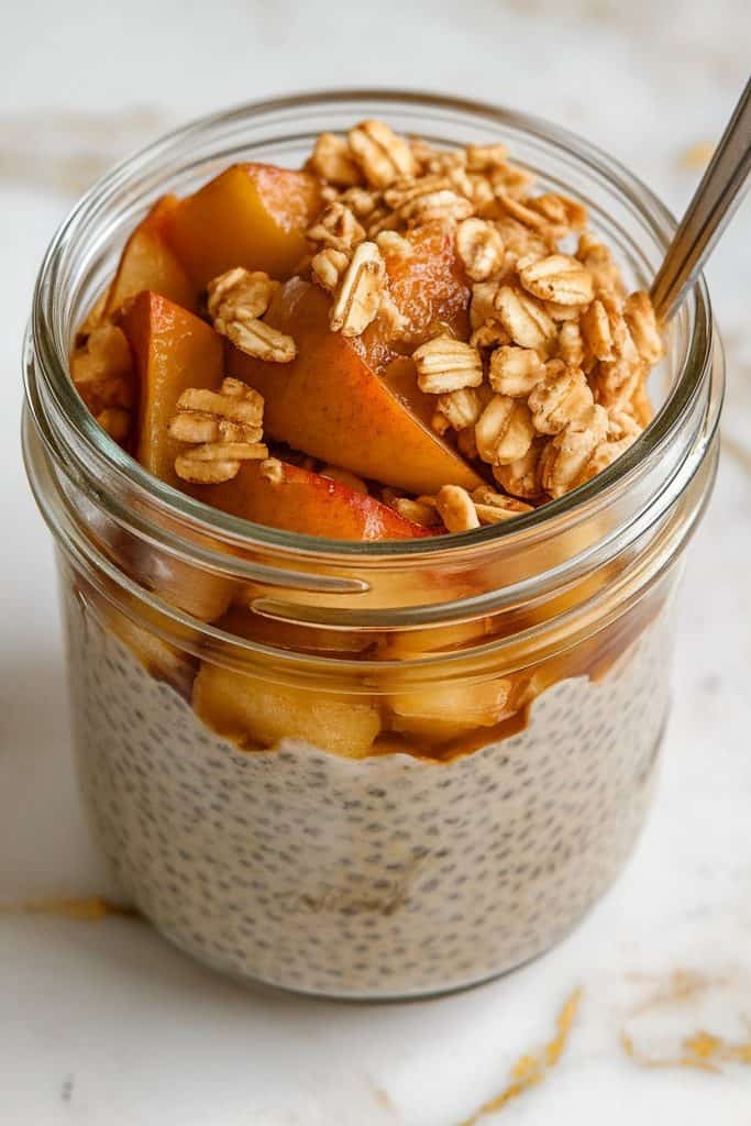 Apple Crumble Chia Pudding