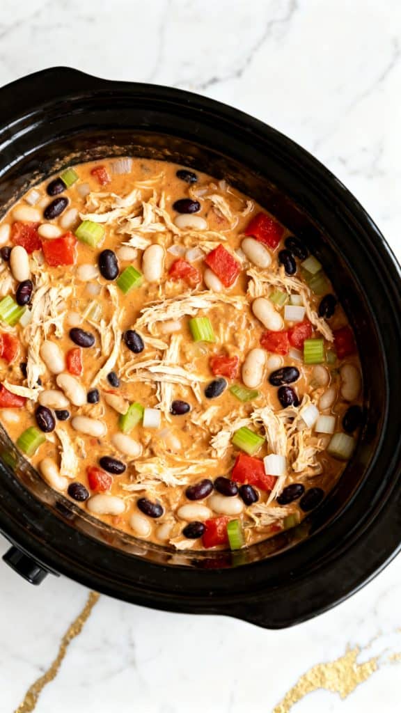 Slow Cooker Buffalo Chicken Chili