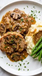 Slow Cooker Pork Chops with Mushroom Gravy
