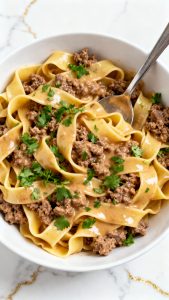 Slow Cooker Ground Beef Stroganoff