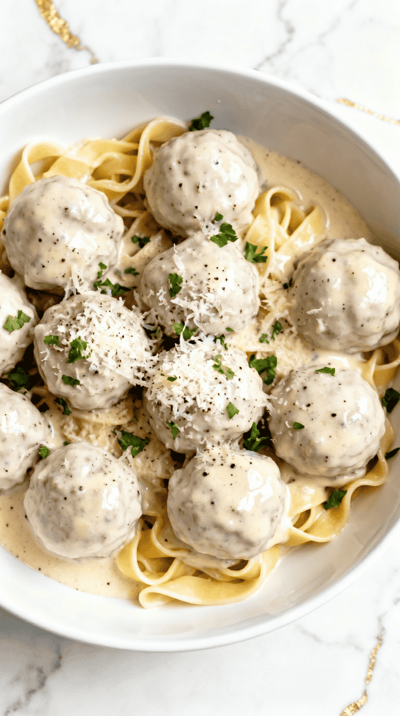 Crockpot Creamy Alfredo Meatballs